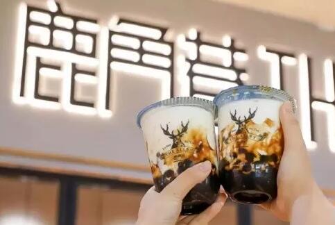 花5萬(wàn)加盟奶茶店反成商標(biāo)侵權(quán)？原因出在商標(biāo)旁邊的這個(gè)標(biāo)識(shí)！